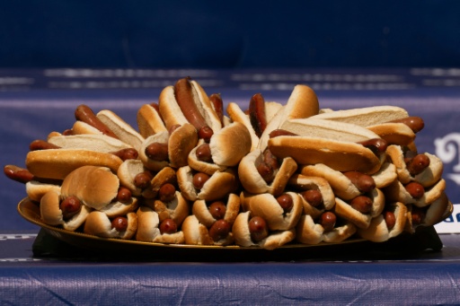 1350 Fußballfelder: 675.000 Hotdogs in WM-Stadien verkauft