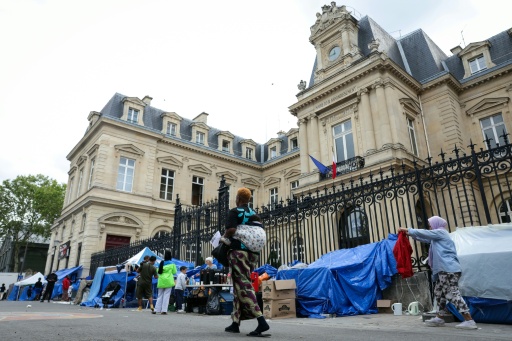 La Ville de Paris annonce "la mise à l'abri" de 253 personnes d'un campement