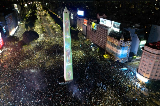 Argentina fans gathered at the Obelisk in Buenos Aires after Argentina lost the World Cup final to Spain — Luis ROBAYO / AFP