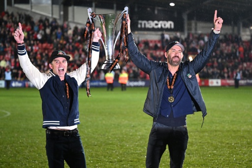 Hollywood duo underline Premier League ambition for Wrexham