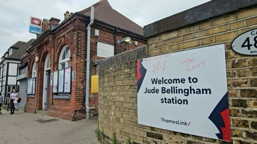 Estação de trem em Londres é renomeada Jude Bellingham com a Inglaterra na semifinal da Copa