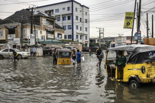 Nigeria: changement climatique et croissance urbaine exacerbent les inondations à Lagos