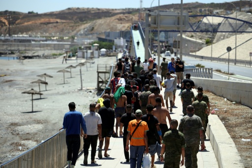 Marokko weist Verantwortung für Massenandrang von Migranten auf Ceuta zurück