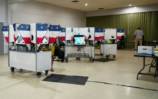 Dernier jour du vote anticipé pour les primaires du Tennessee, à Whitehaven, le quartier afro-américain du sud de Memphis, le 1er août 2026 — Archana THIYAGARAJAN / AFP