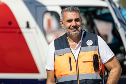 Face à la canicule, un maire portugais au contact des personnes âgées isolées