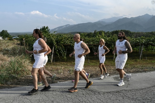 Course aux flambeaux au pied du mont Olympe, près de Litochoro, en Grèce, dans le cadre du festival Prométhée, le 3 juillet 2026