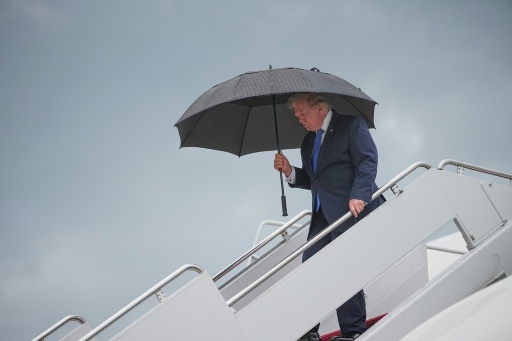 Trump dice que comenzarán nuevas conversaciones con Irán tras aplazar ataques