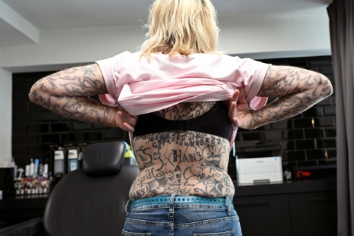 Los tatuajes cubren todo su cuerpo — Nicolas TUCAT / AFP