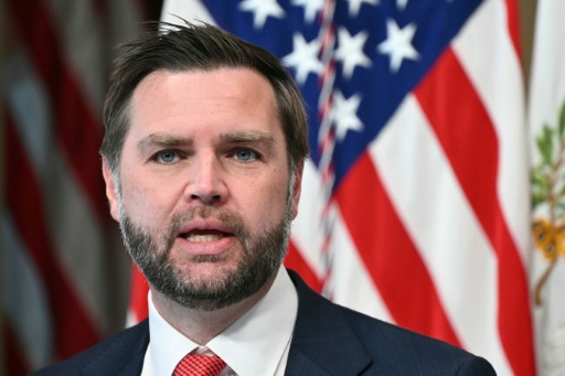 Vance says low oil prices are top US goal in Iran conflict