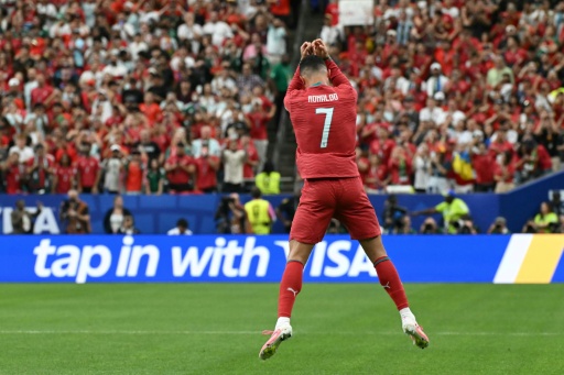 El astro de Portugal, Cristiano Ronaldo, celebra un gol ante Uzbekistán en el Mundial de Norteamérica en Houston el 23 de junio de 2026