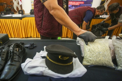 Drogues: Malaysia Airlines élargit ses tests après l'arrestation d'un pilote
