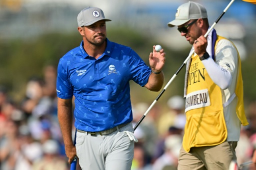 Bryson DeChambeau is one off the lead at the halfway point of the British Open — ANDY BUCHANAN / AFP