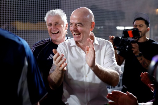 UEFA, Concacaf y CAF recuerdan a Infantino que el fútbol "no pertenece a ningún individuo"