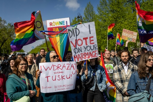 PManifestation à l'appel d'organisations LGBT à Varsovie, le 25 avril 2026 en Pologne — Wojtek RADWANSKI / AFP