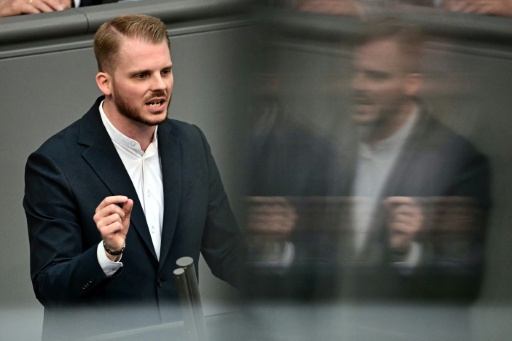 Klüssendorf stellt Aus für "Rente mit 63" infrage
