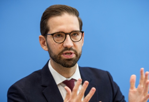 Bundesregierung reagiert zurückhaltend auf FIFA-Pläne