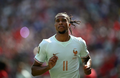 O atacante francês Michael Olise reage durante a partida das quartas de final da Copa do Mundo de 2026 contra o Marrocos, em 9 de julho de 2026, em Foxborough.