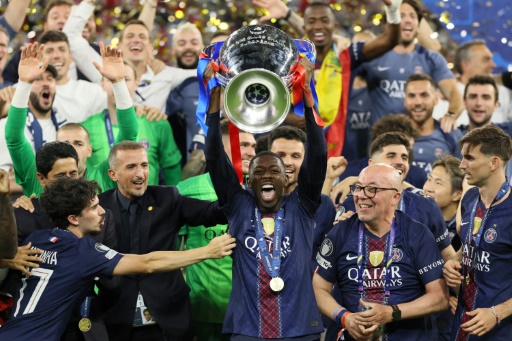 PSG e Aston Villa abrem temporada europeia na Supercopa da Uefa