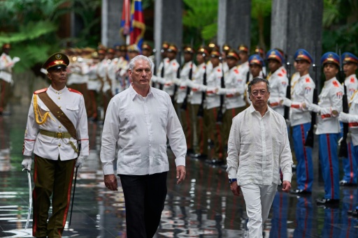 Petro llama en Cuba a evitar una invasión de EEUU y propone a Trump dialogar