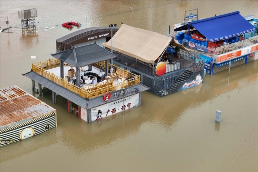 Death toll from China storms rises to 15, hundreds injured