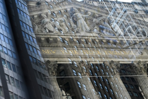 Wall Street termine en hausse, à nouveau portée par l'inflation américaine