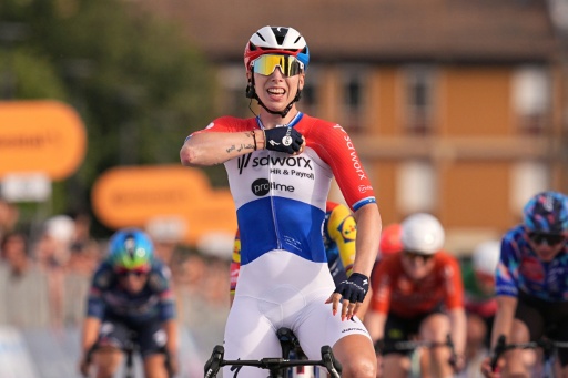 Tour de France Femmes: Sprinterin Wiebes holt Gelb