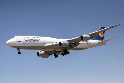 Gewinn der Lufthansa sinkt wegen höherer Kerosinpreise deutlich