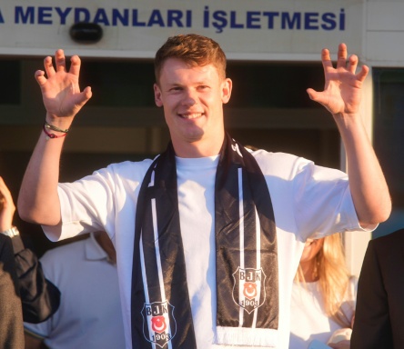 Nübel bei Besiktas-Debüt ohne Gegentor