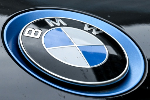 Gewinn von BMW bricht im zweiten Quartal um ein Drittel ein