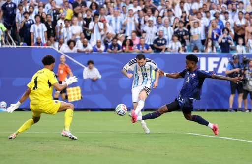 Messi zittert sich weiter - und beendet Kap Verdes WM-Märchen