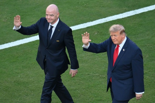 Infantino struggling to survive, says former IOC marketing chief