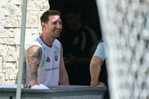 El astro argentino Lionel Messi participa en una sesión de entrenamiento en el Atlanta United Training Centre, en Marietta, Georgia, el 16 de julio de 2026, antes de la final del Mundial 2026 contra España — JUAN MABROMATA / AFP
