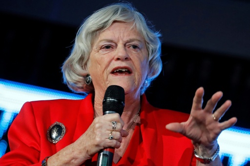 Royaume-Uni: la police antiterroriste enquête sur le meurtre d'une figure de la droite conservatrice