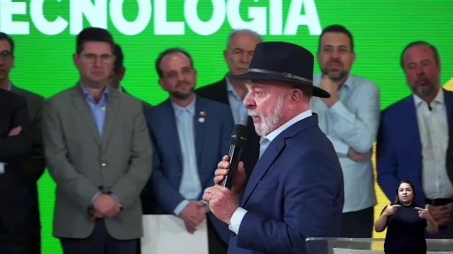 Lula acusa EUA de 'pirataria' por anunciar que cobrará taxa em Ormuz