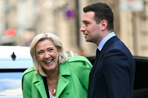 Trois jours avant le jugement, un dernier banquet à Liévin pour Le Pen et Bardella