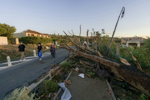 "Les petits sont traumatisés" : après la tornade, Pomas dresse le bilan des dégâts