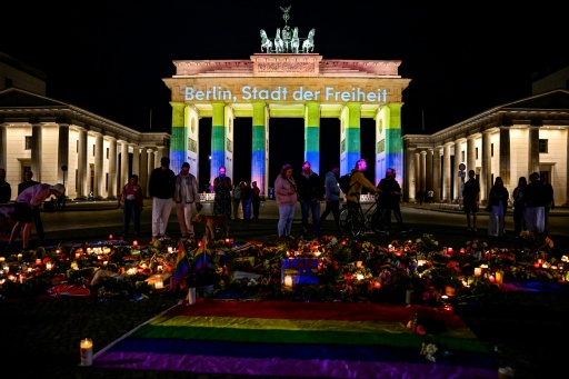Gedenken nach Anschlag bei Berliner CSD: Mahnwachen in vielen deutschen Städten