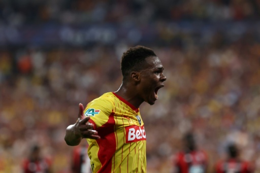 Sangaré ficha por el Brentford en traspaso récord para el Lens