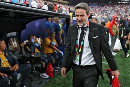 Panamá ratifica a Christiansen al mando de la selección de fútbol