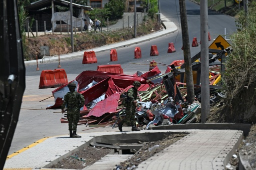 Bombing attacks mark first day of Colombia's new right-wing government