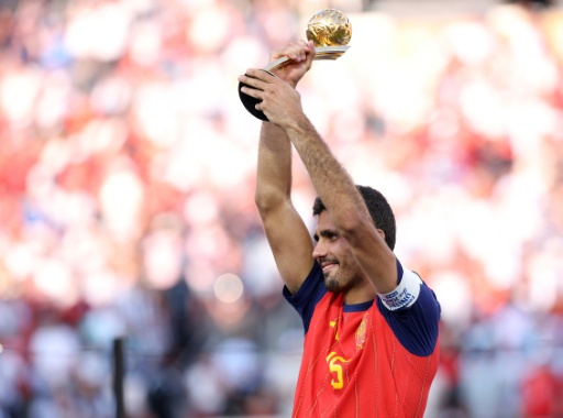 مانشستر سيتي يرفض عرضا من برشلونة لضم رودري (تقارير)