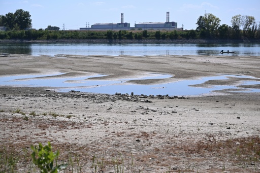 Niedriger Donau-Pegelstand: Ungarn schaltet einziges Atomkraftwerk ab