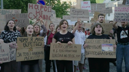 Les manifestations s'intensifient en Ukraine sur fond de crise politique — Andrii KALCHENKO / AFP