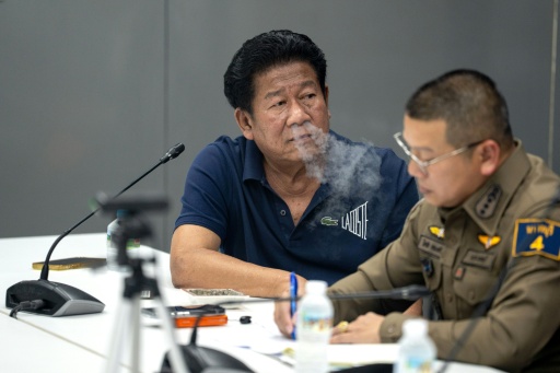 Ex-Thai MP shoots dead local official over money row
