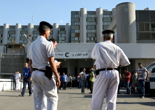 18 قتيلا غالبيتهم أطفال في اصطدام شاحنتي نقل عمال في مصر (مصدر طبي)