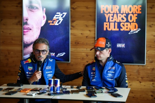 F1: "Quatre ans de plus à fond", Verstappen reste chez Red Bull