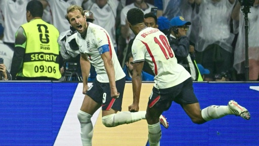 Inglaterra vence o México com um a menos e vai enfrentar a Noruega nas quartas da Copa
