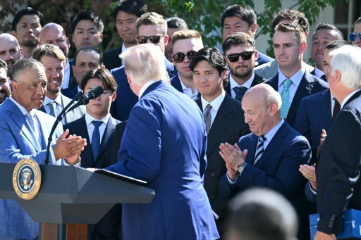 Dodgers return to Trump White House despite fan anger