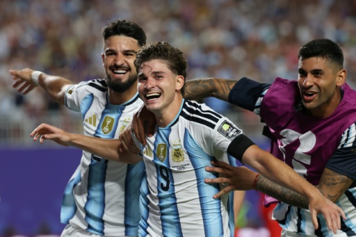 Argentina vence Suíça na prorrogação (3-1) e vai enfrentar Inglaterra na semifinal da Copa