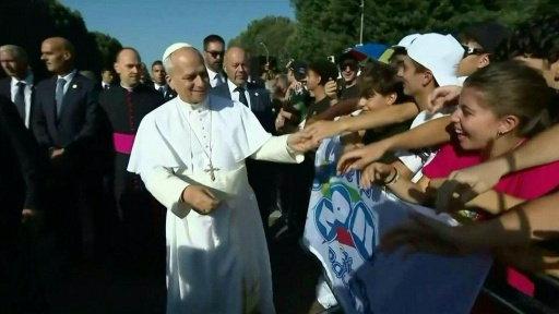 Papa encontra jovens europeus durante visita a Assis